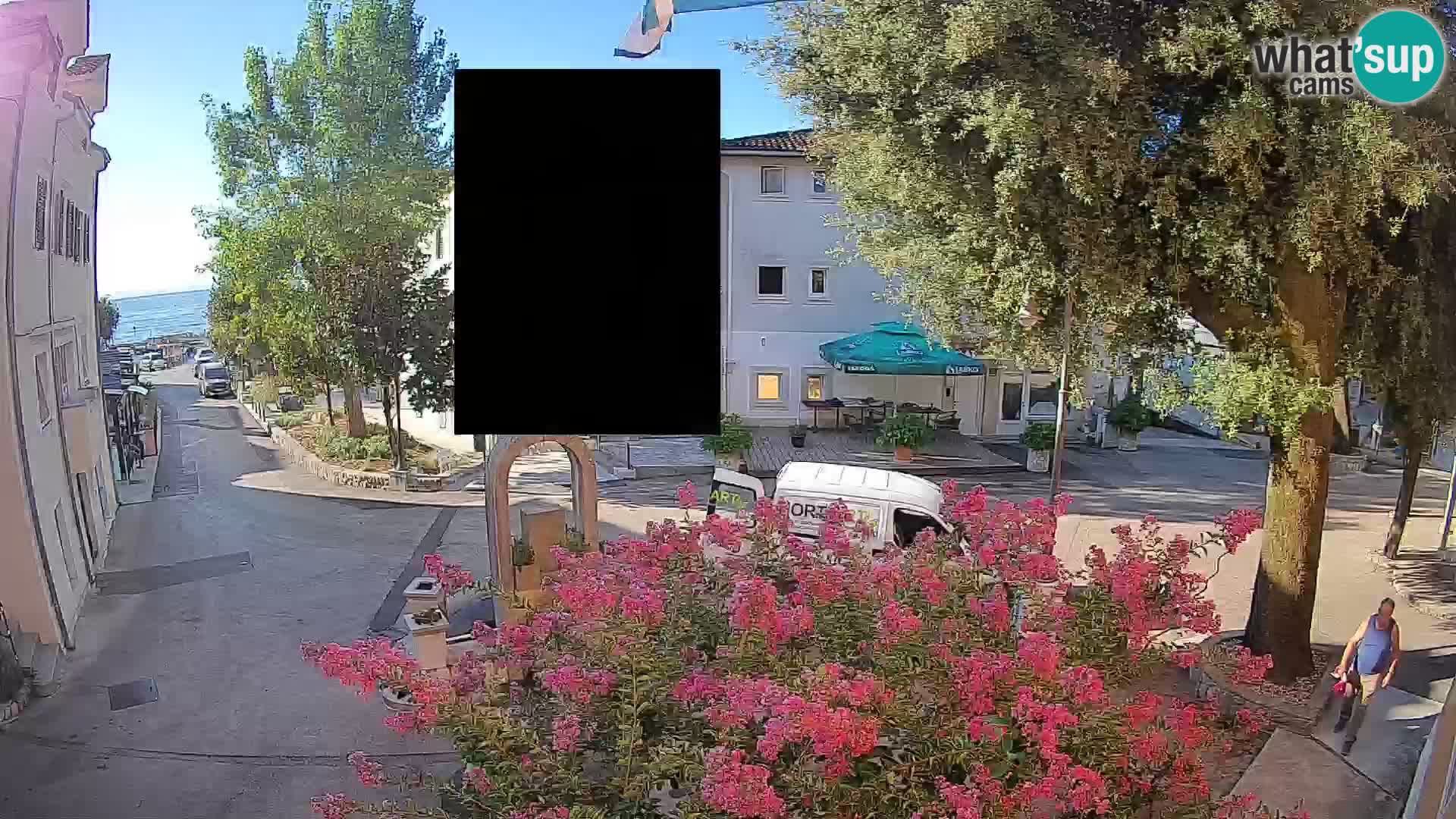 Web kamera centar Mošćeničke Drage – Pogled uživo