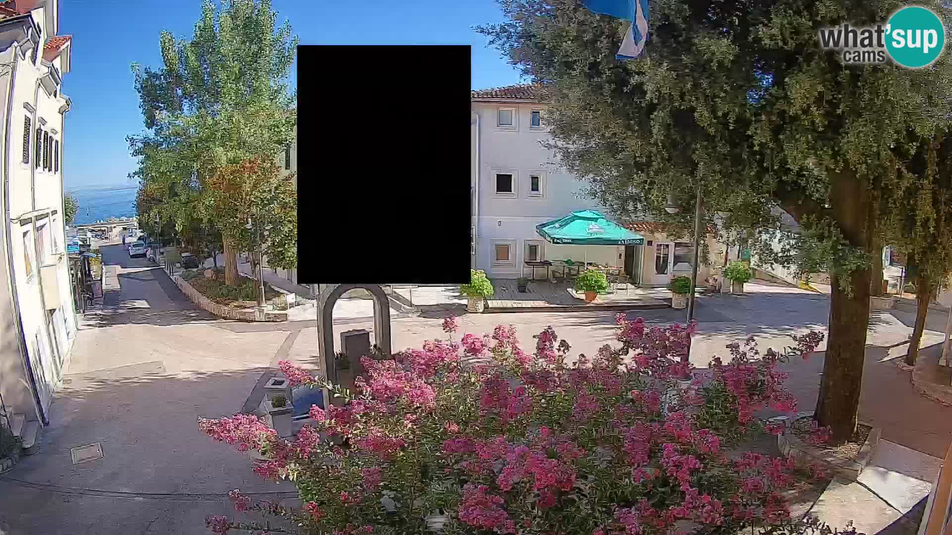 Webcam Mošćenička Draga Center – Live View of the Town Center