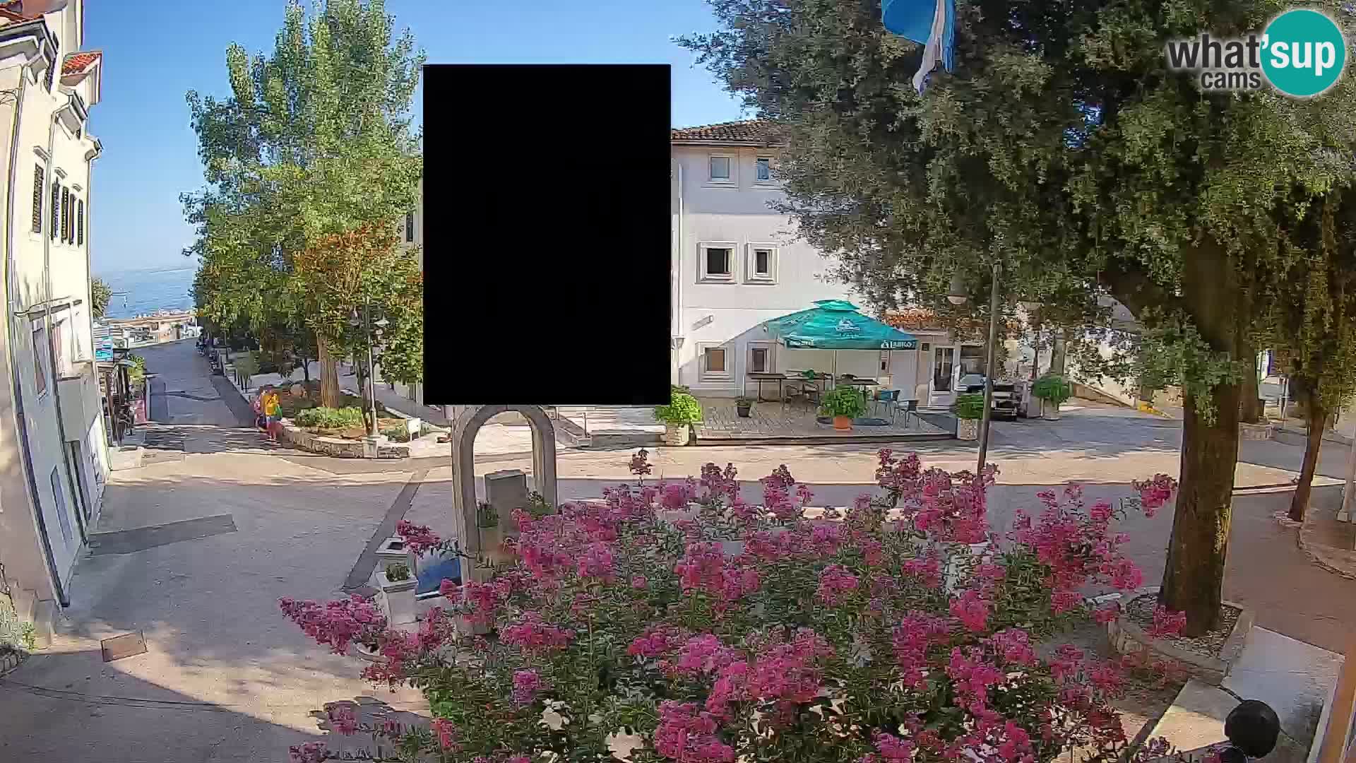 Spletna kamera center Mošćeniška Draga – Pogled v živo