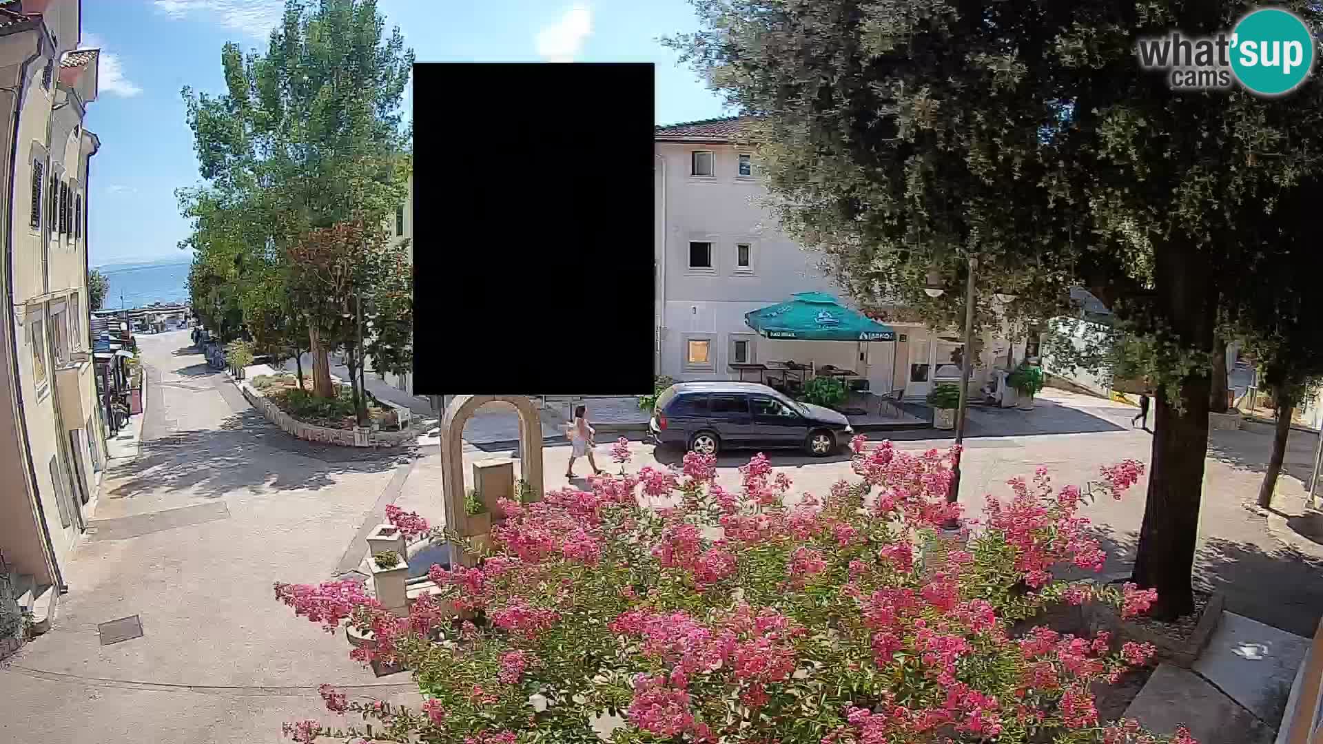 Webcam Mošćenička Draga Center – Live View of the Town Center
