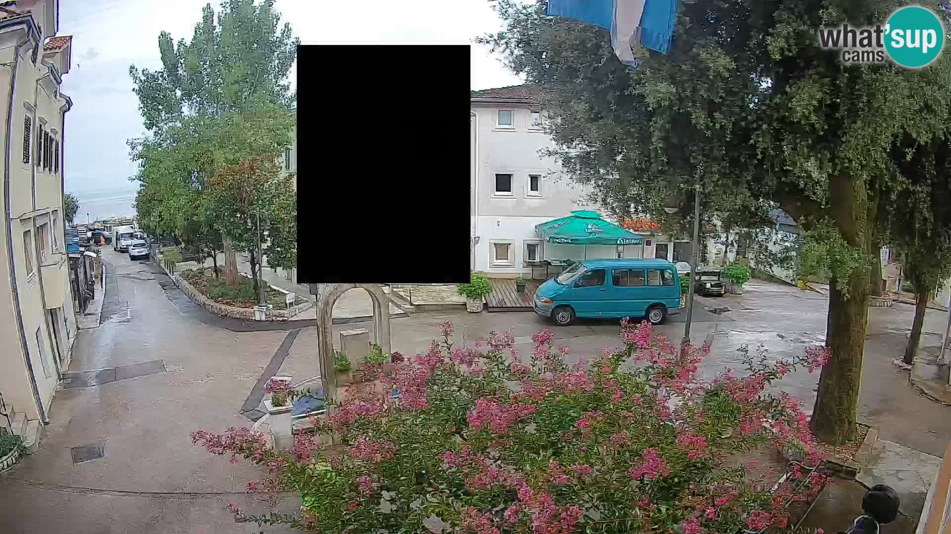 Web kamera centar Mošćeničke Drage – Pogled uživo