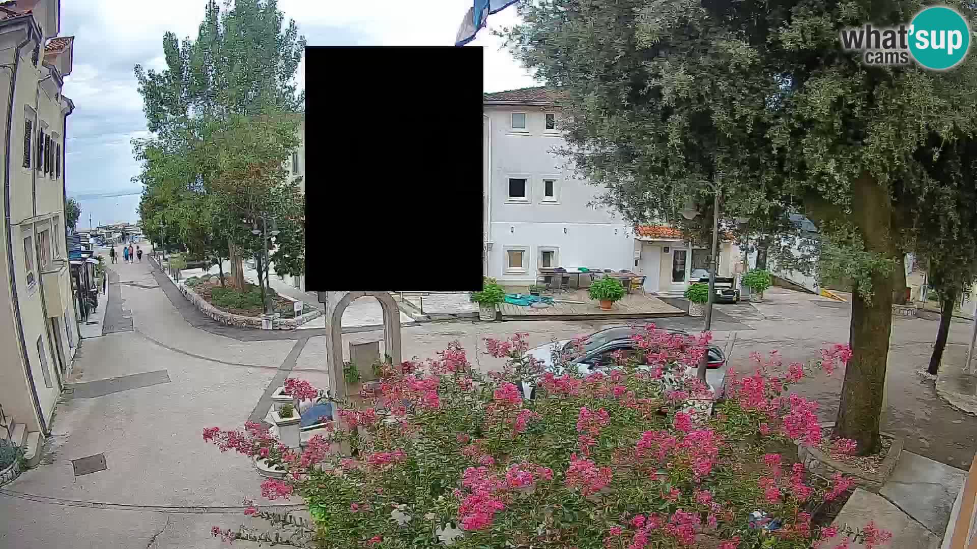 Spletna kamera center Mošćeniška Draga – Pogled v živo