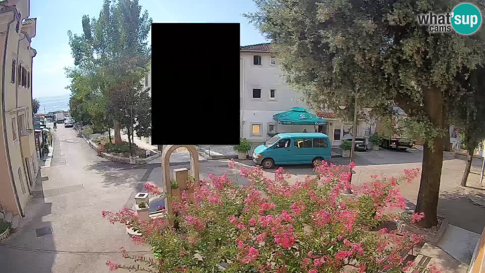 Webcam Mošćenička Draga Center – Live View of the Town Center