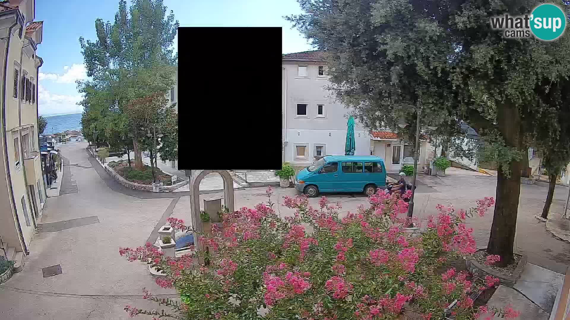 Webcam Mošćenička Draga Center – Live View of the Town Center