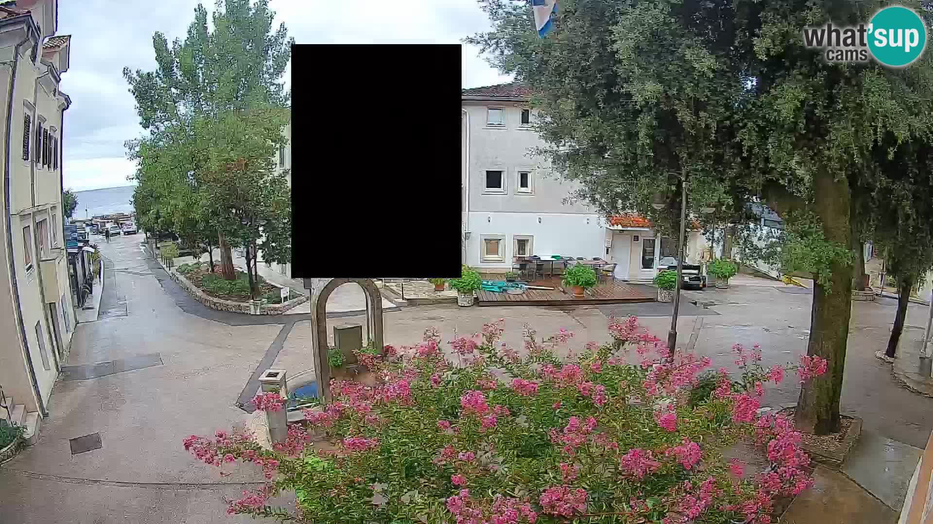 Web kamera centar Mošćeničke Drage – Pogled uživo