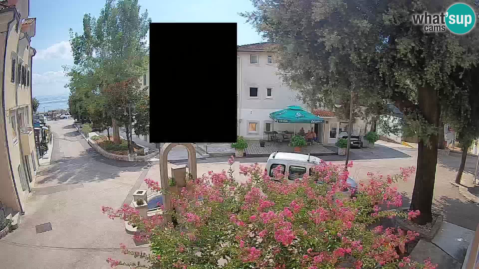 Spletna kamera center Mošćeniška Draga – Pogled v živo
