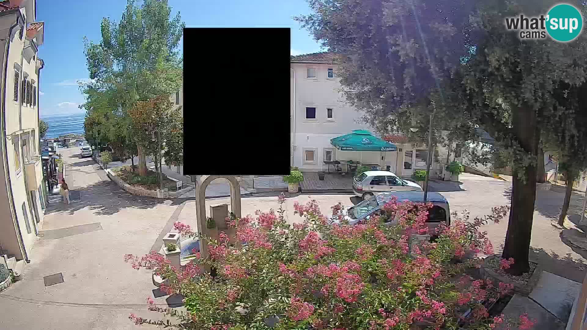Spletna kamera center Mošćeniška Draga – Pogled v živo