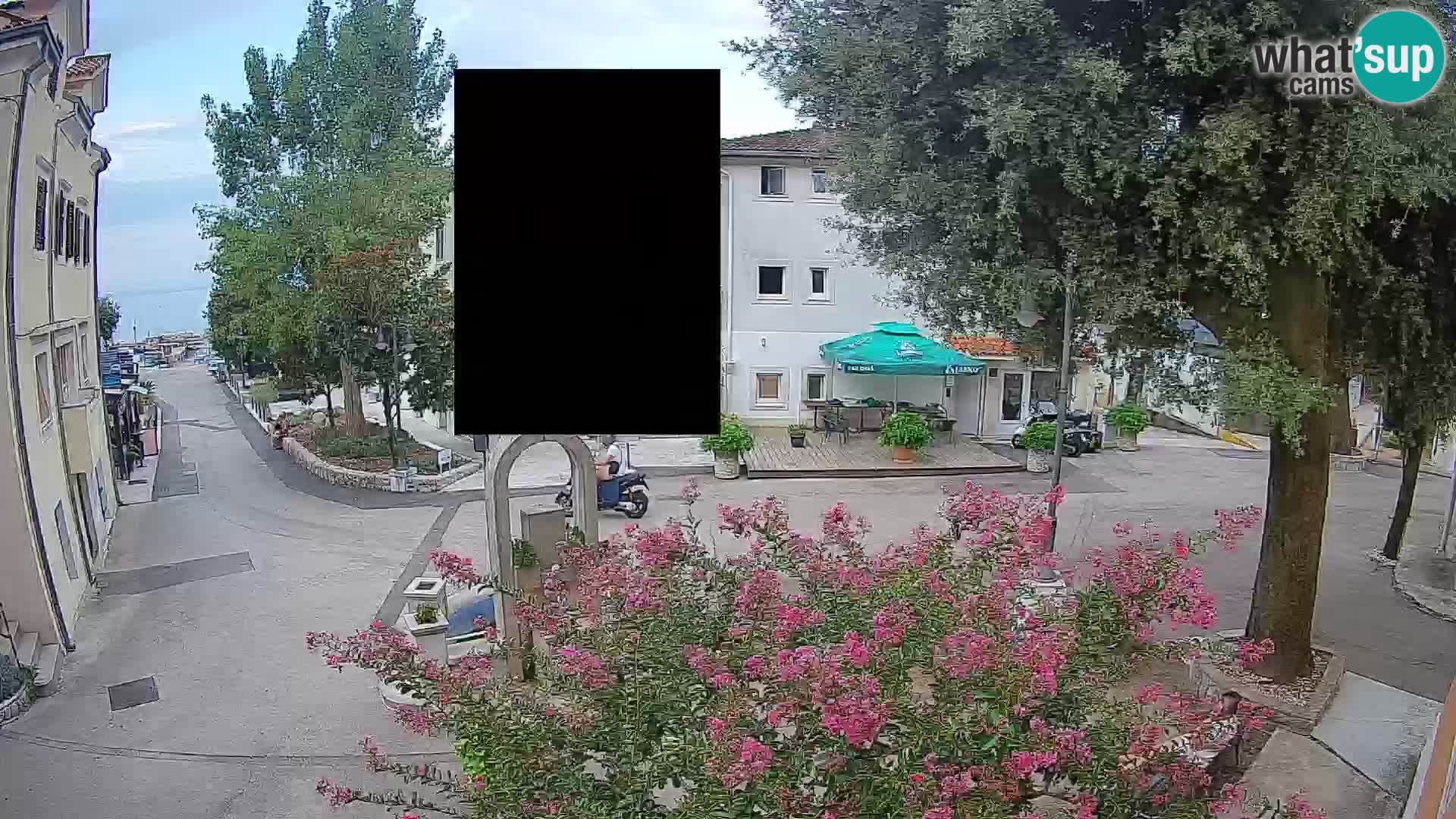Spletna kamera center Mošćeniška Draga – Pogled v živo