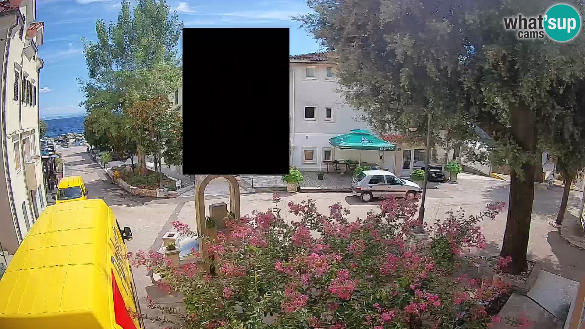 Web kamera centar Mošćeničke Drage – Pogled uživo
