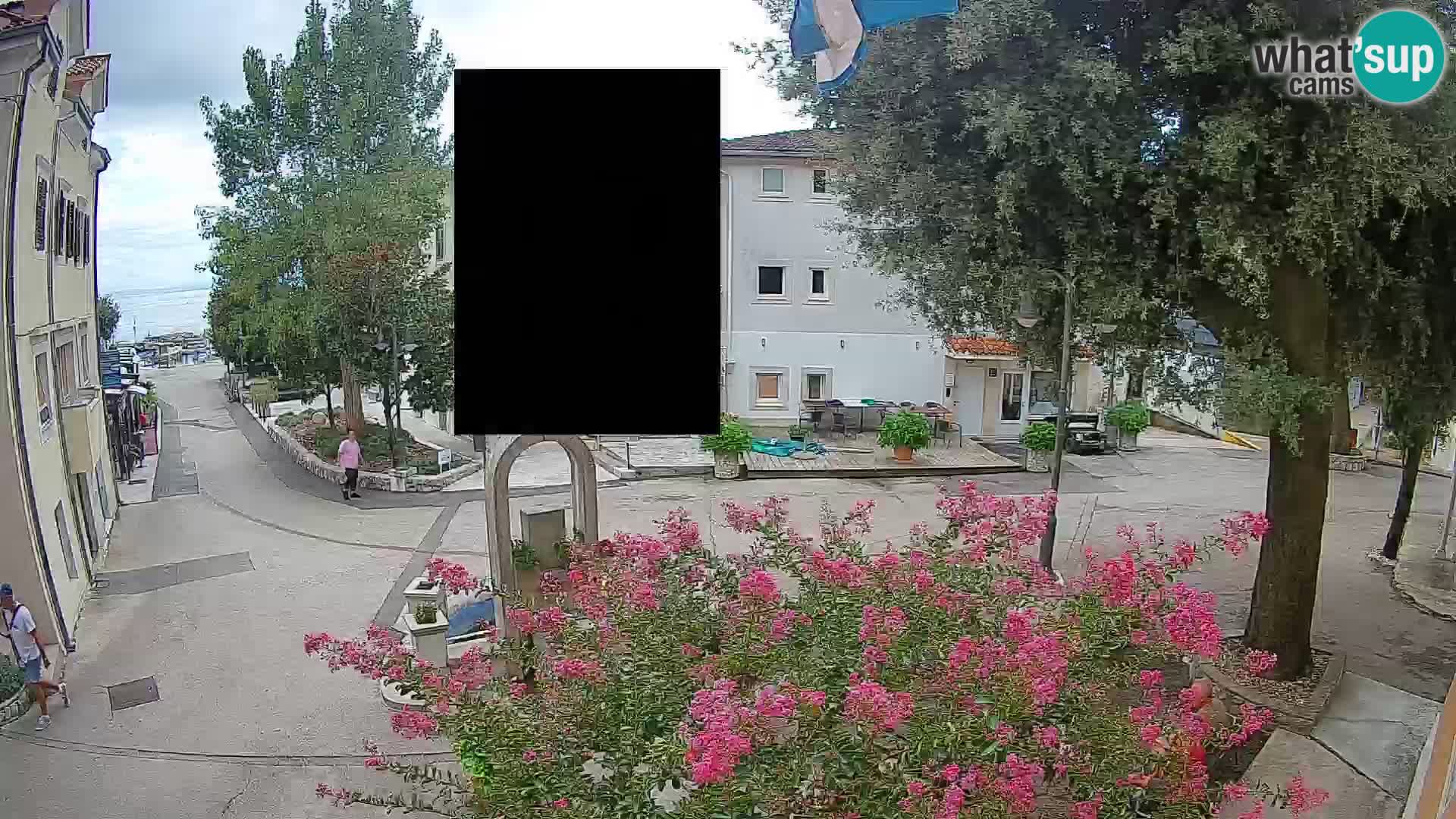 Webcam Mošćenička Draga Center – Live View of the Town Center
