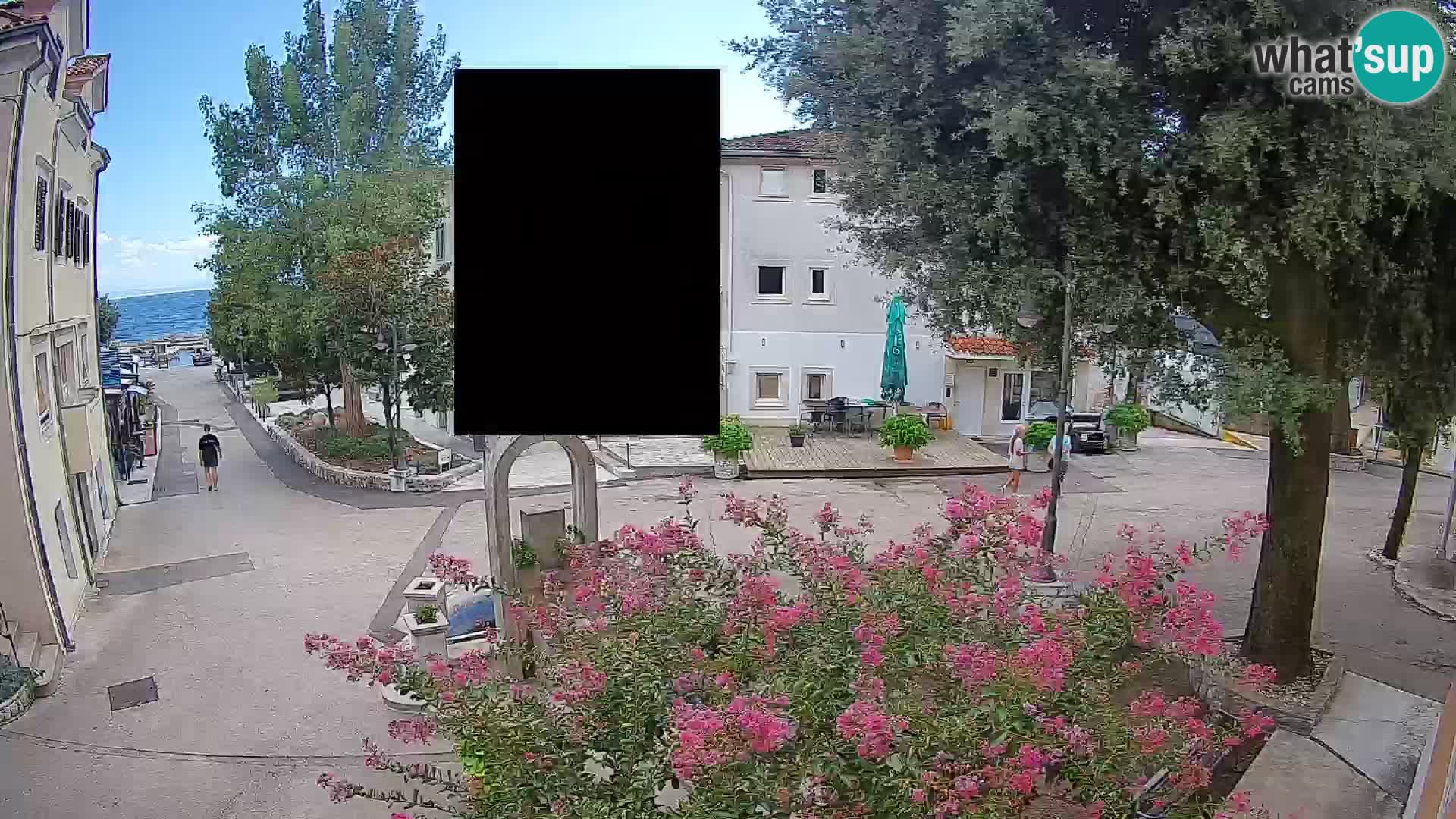 Spletna kamera center Mošćeniška Draga – Pogled v živo