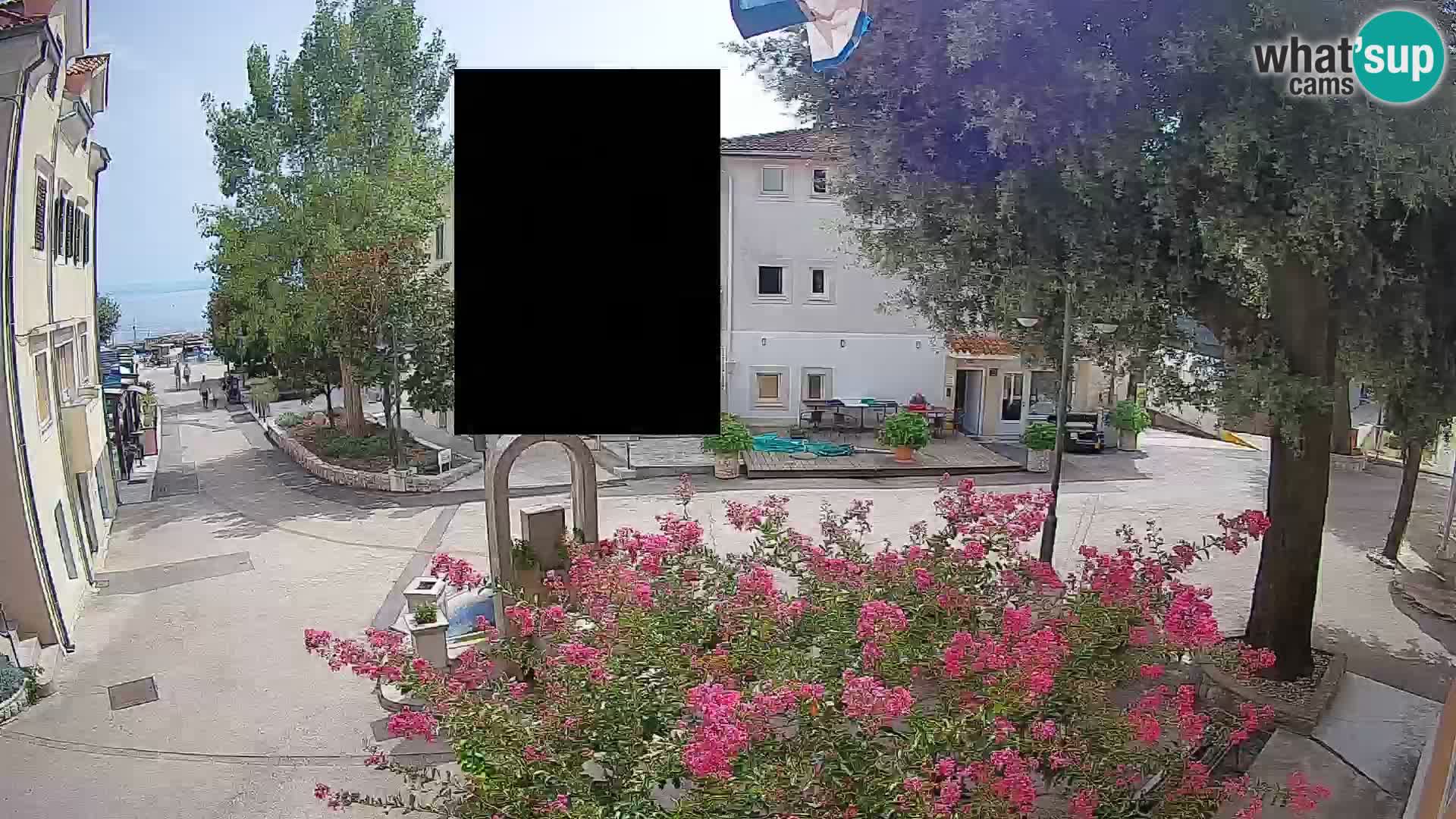Webcam Mošćenička Draga Center – Live View of the Town Center