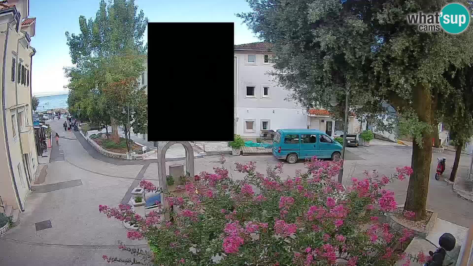 Web kamera centar Mošćeničke Drage – Pogled uživo