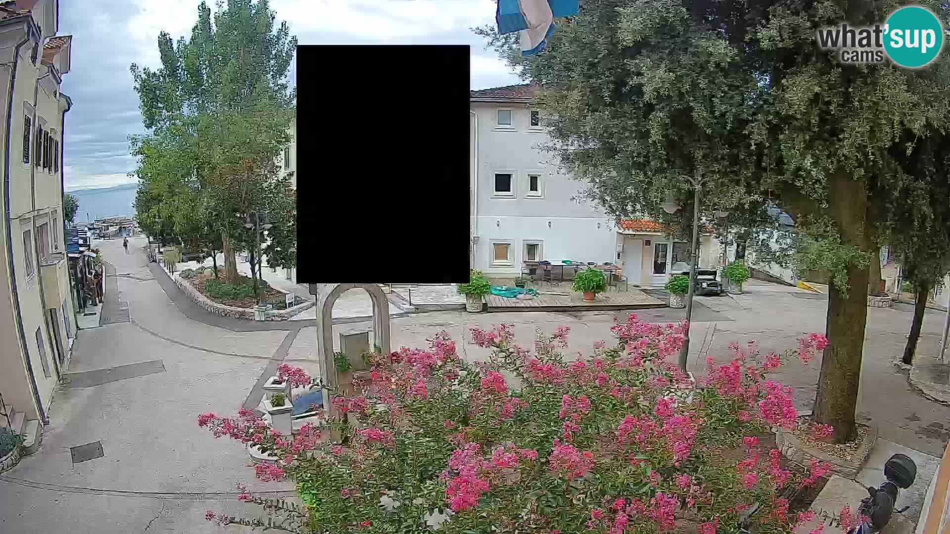 Spletna kamera center Mošćeniška Draga – Pogled v živo