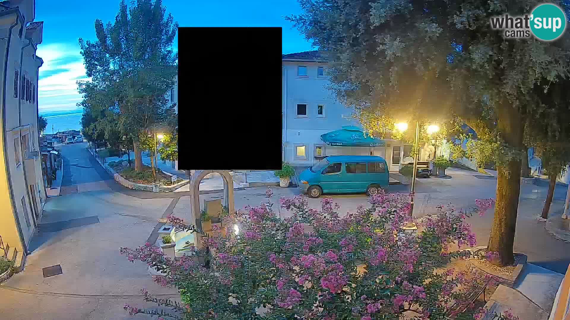 Webcam Mošćenička Draga Center – Live View of the Town Center