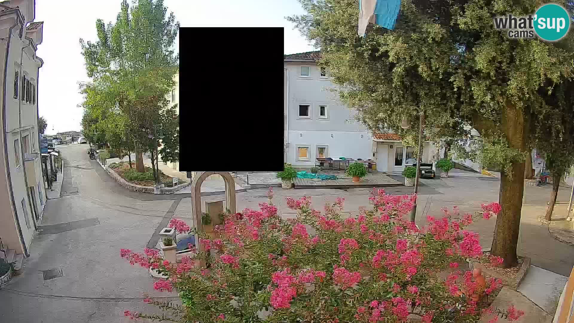 Webcam Mošćenička Draga Center – Live View of the Town Center