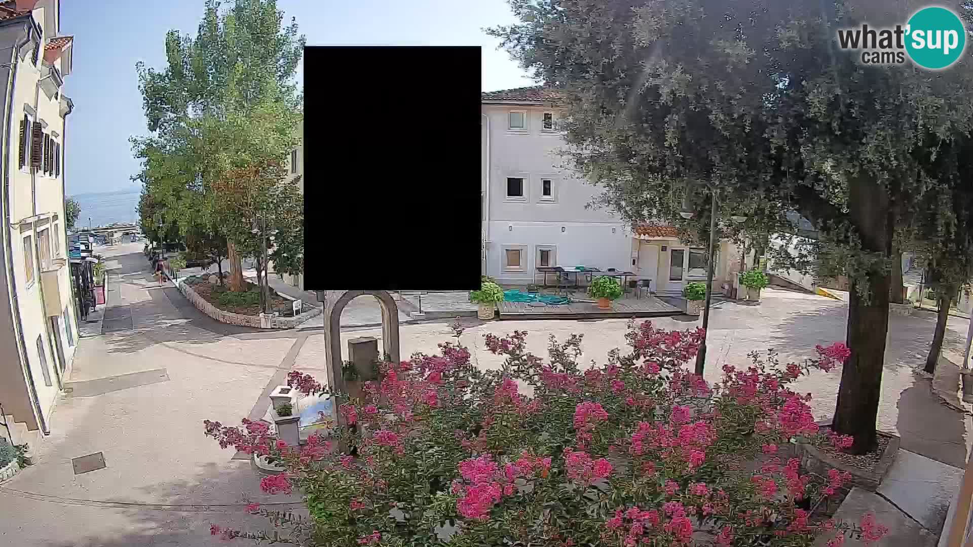 Webcam Mošćenička Draga Center – Live View of the Town Center