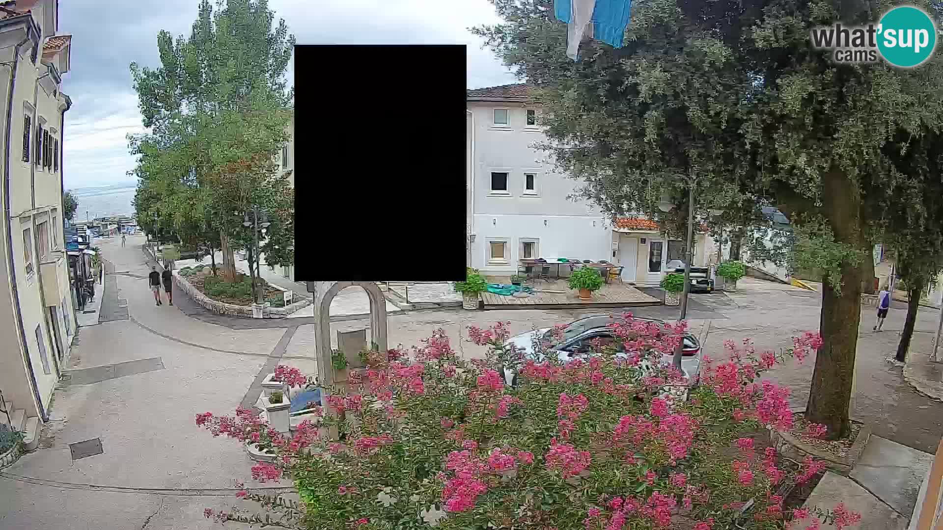 Webcam Mošćenička Draga Center – Live View of the Town Center