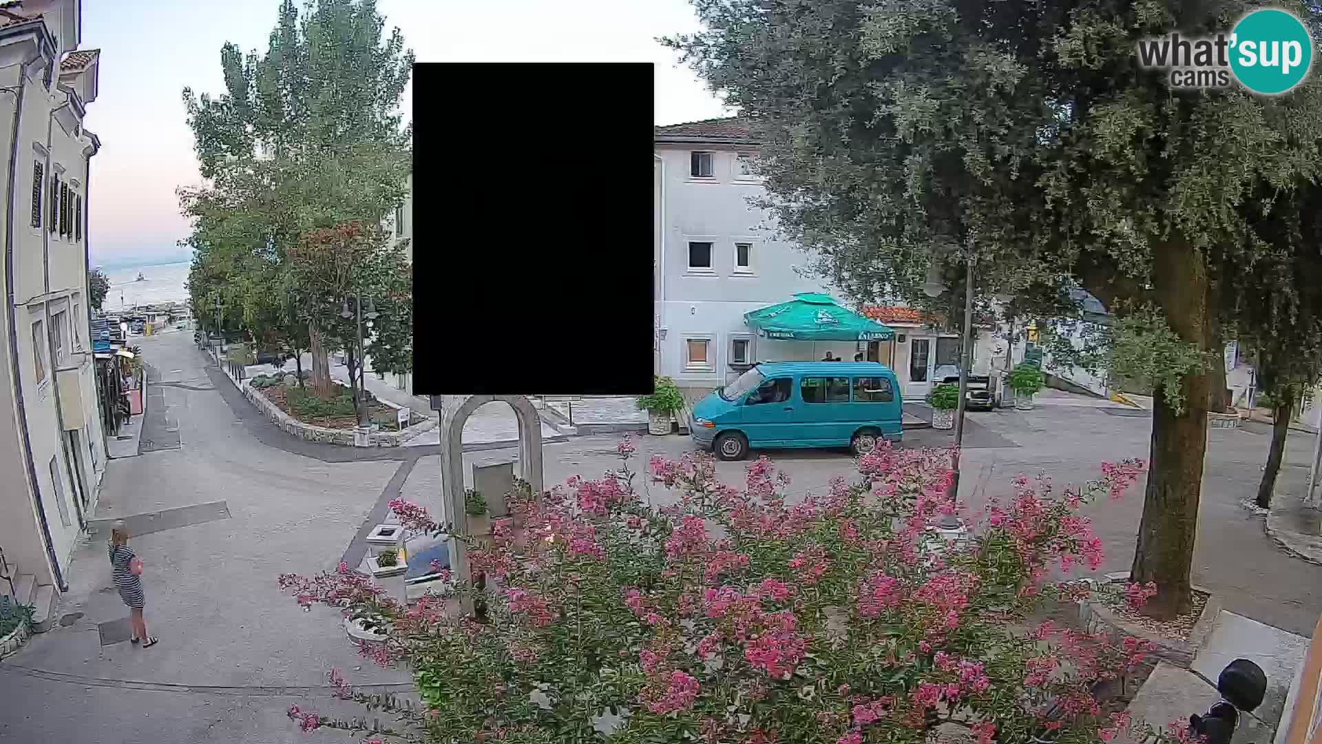 Web kamera centar Mošćeničke Drage – Pogled uživo