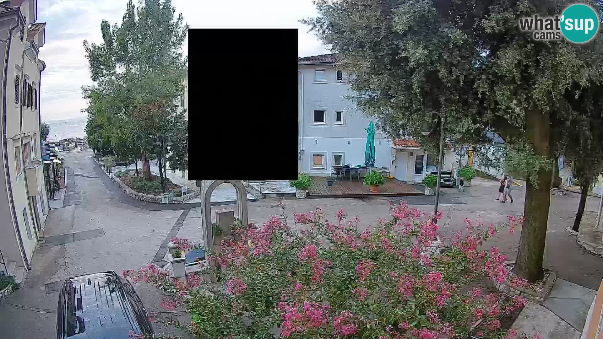 Webcam Mošćenička Draga Center – Live View of the Town Center