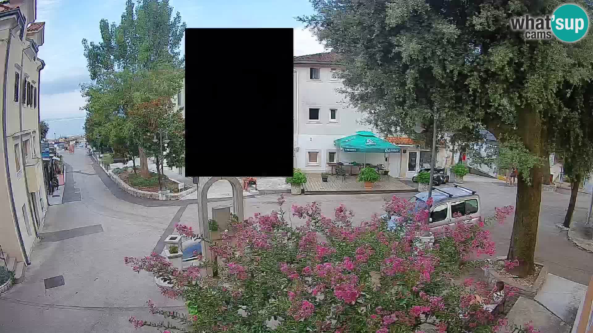 Webcam Mošćenička Draga Center – Live View of the Town Center