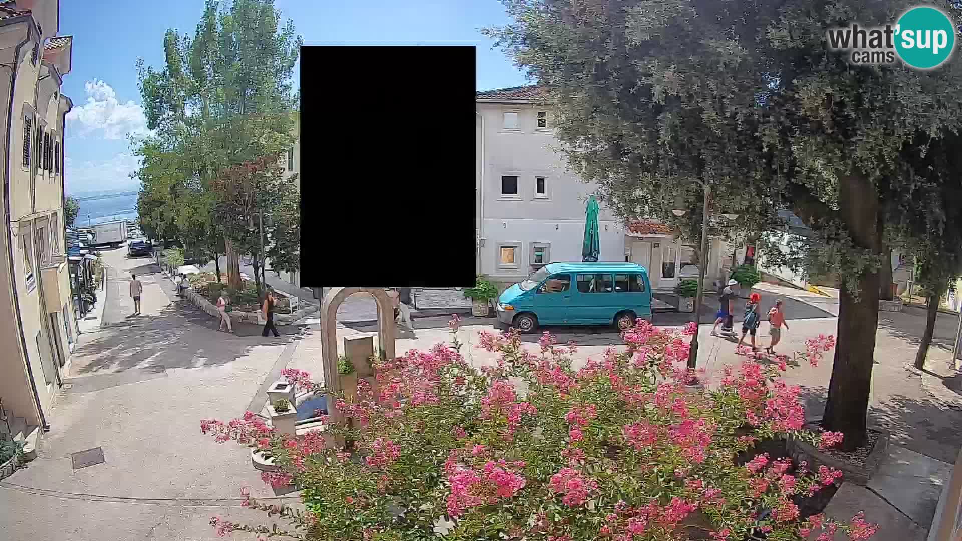 Webcam Mošćenička Draga Center – Live View of the Town Center