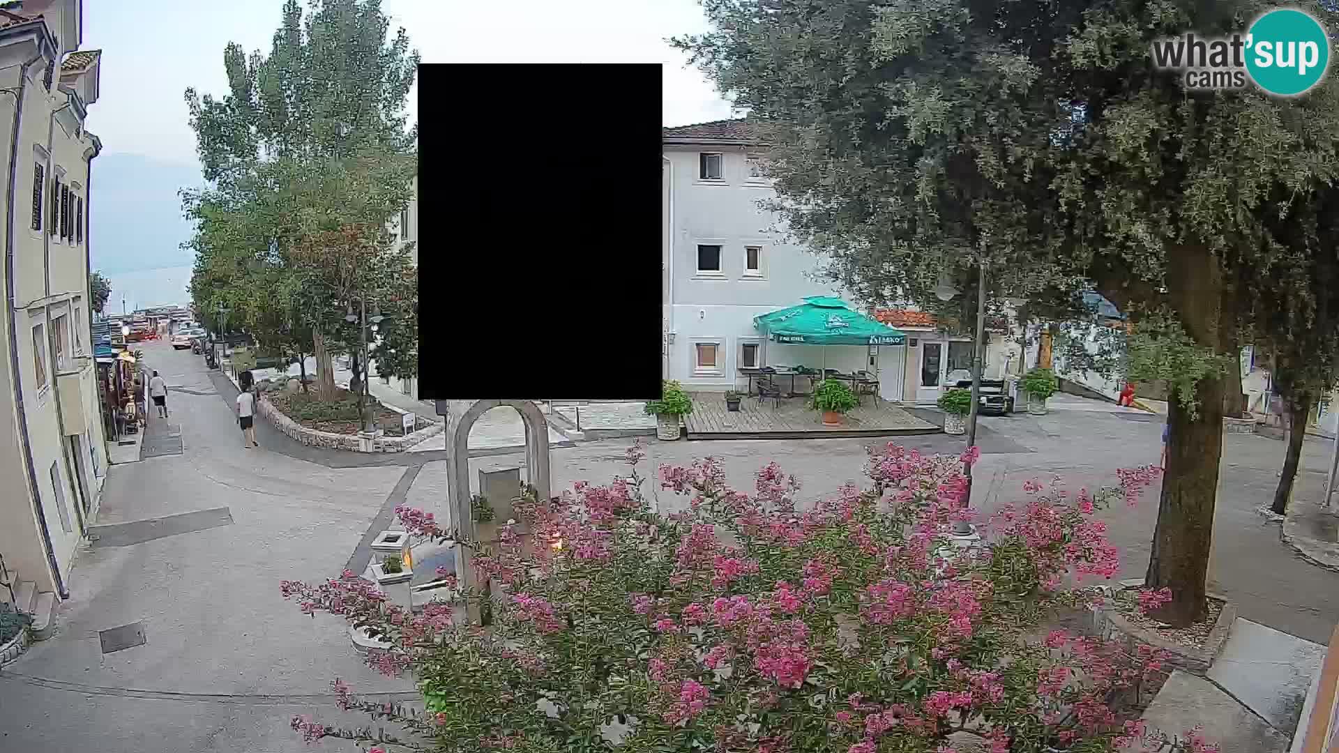 Spletna kamera center Mošćeniška Draga – Pogled v živo
