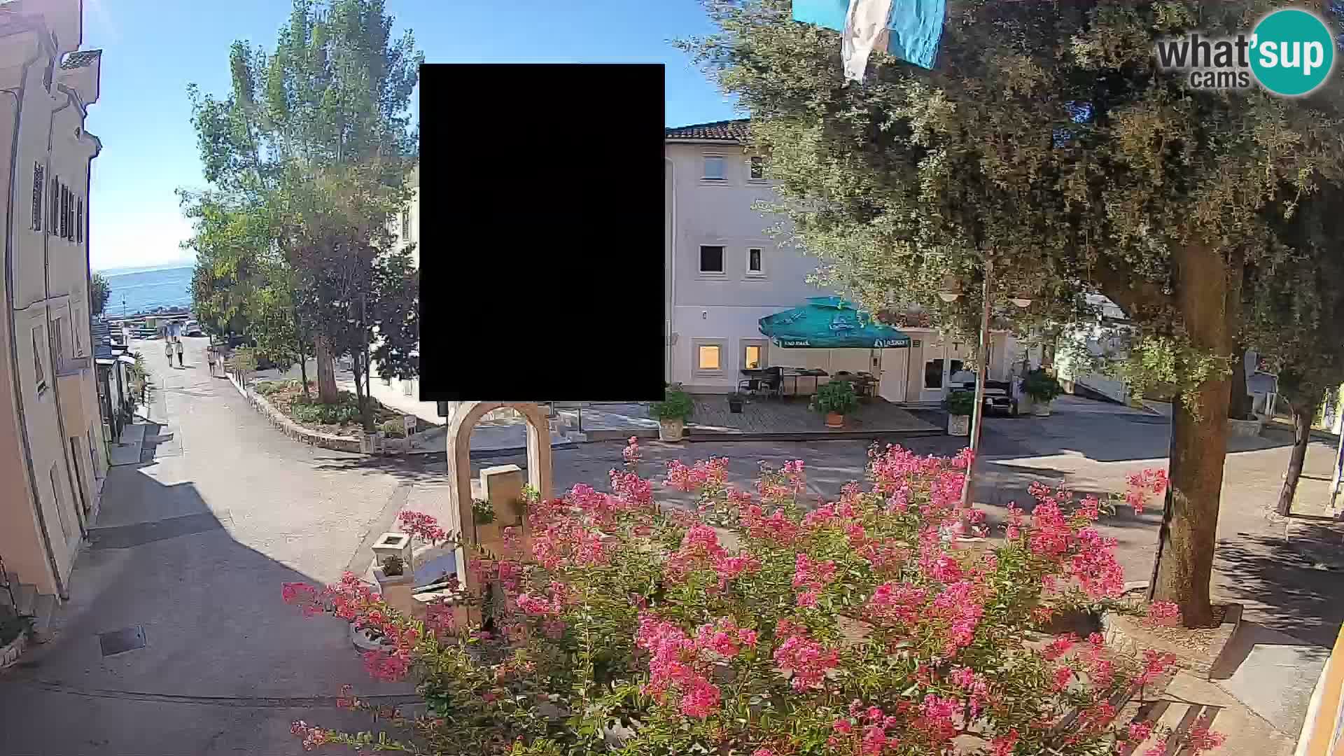Webcam Mošćenička Draga Center – Live View of the Town Center