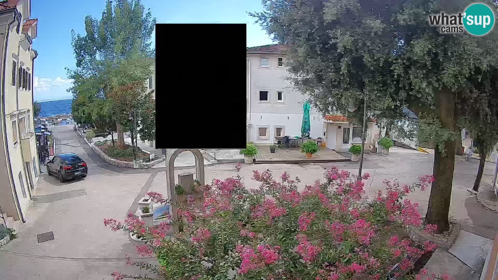 Webcam Mošćenička Draga Center – Live View of the Town Center