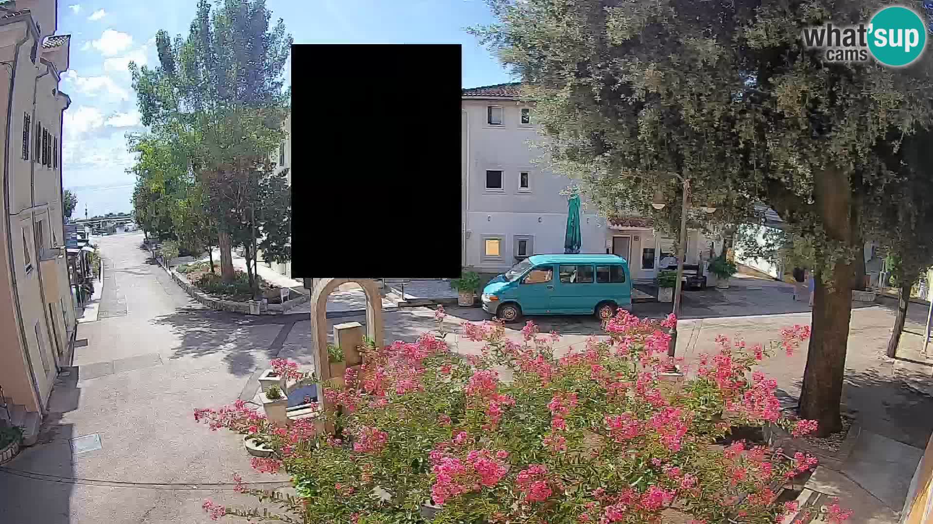Webcam Mošćenička Draga Center – Live View of the Town Center