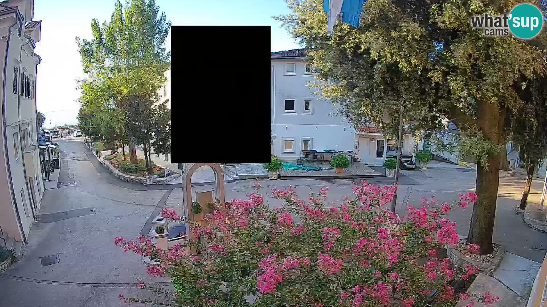 Webcam Mošćenička Draga Center – Live View of the Town Center