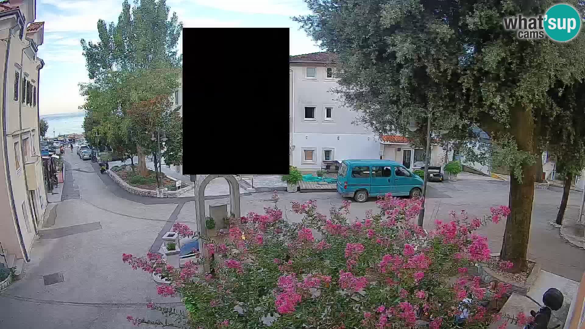 Webcam Mošćenička Draga Center – Live View of the Town Center