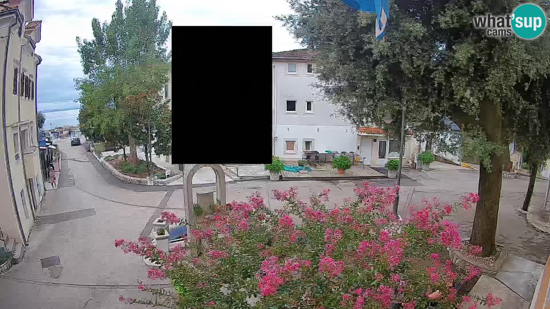 Web kamera centar Mošćeničke Drage – Pogled uživo