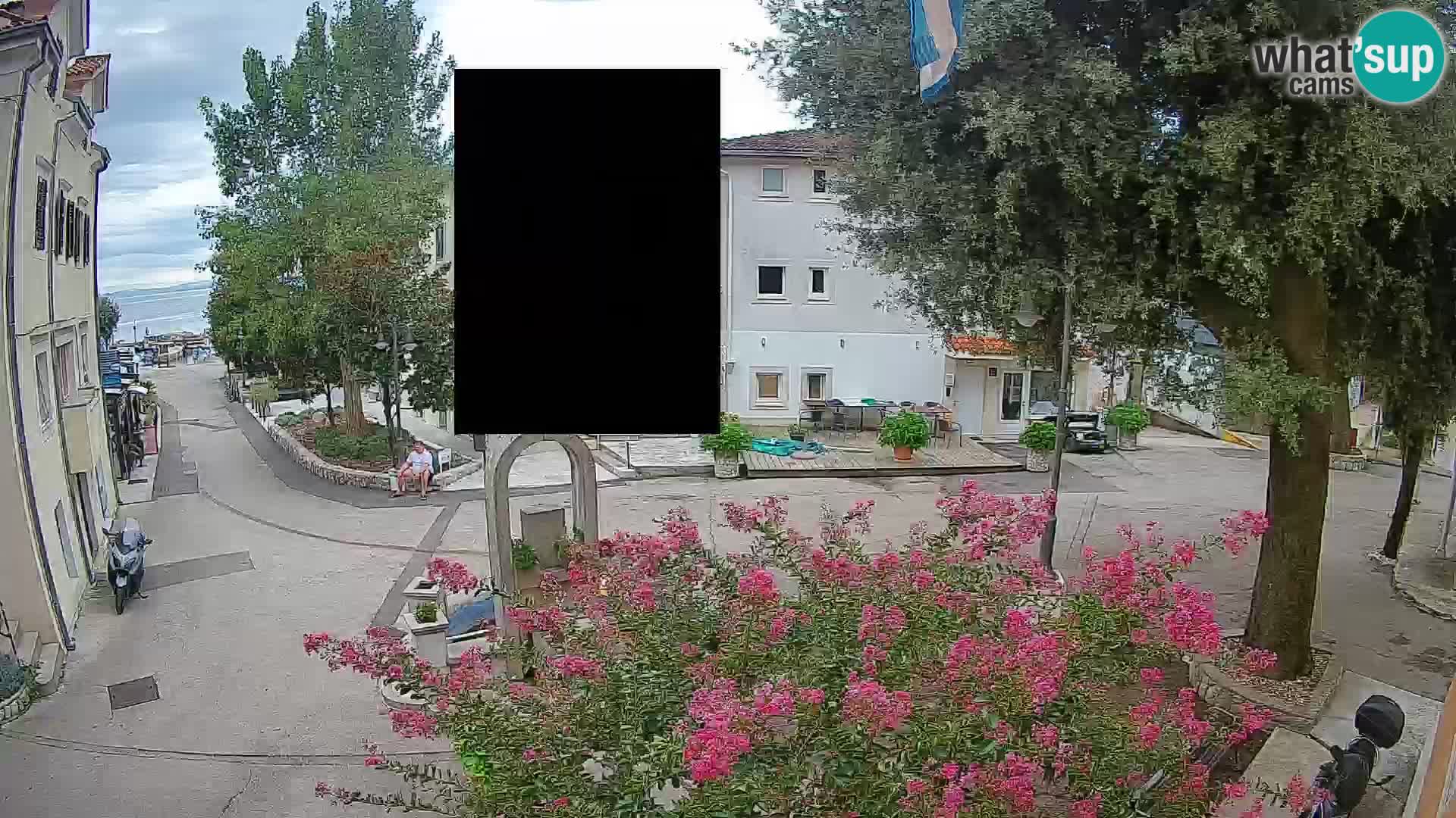 Webcam Mošćenička Draga Center – Live View of the Town Center