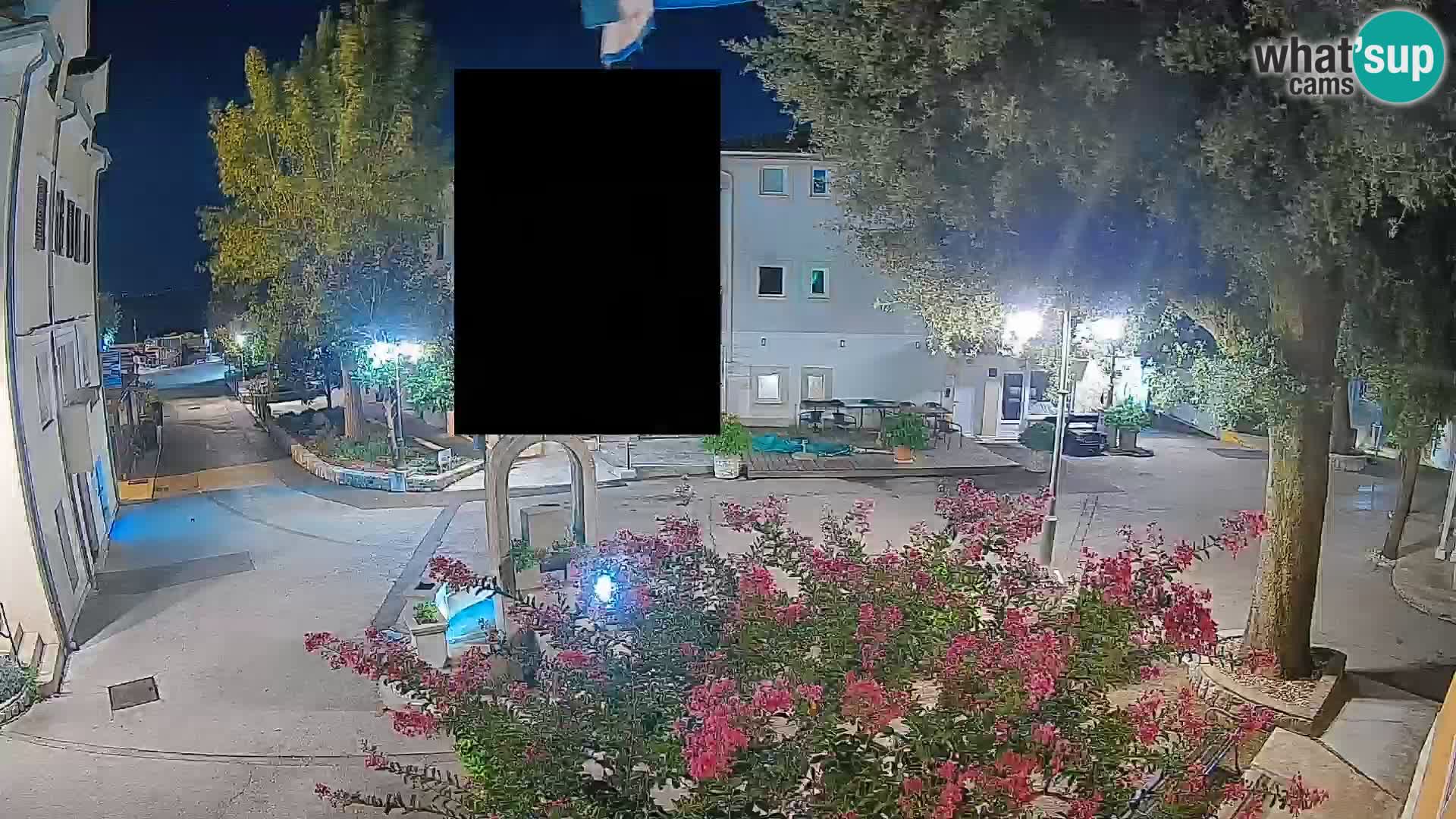 Web kamera centar Mošćeničke Drage – Pogled uživo