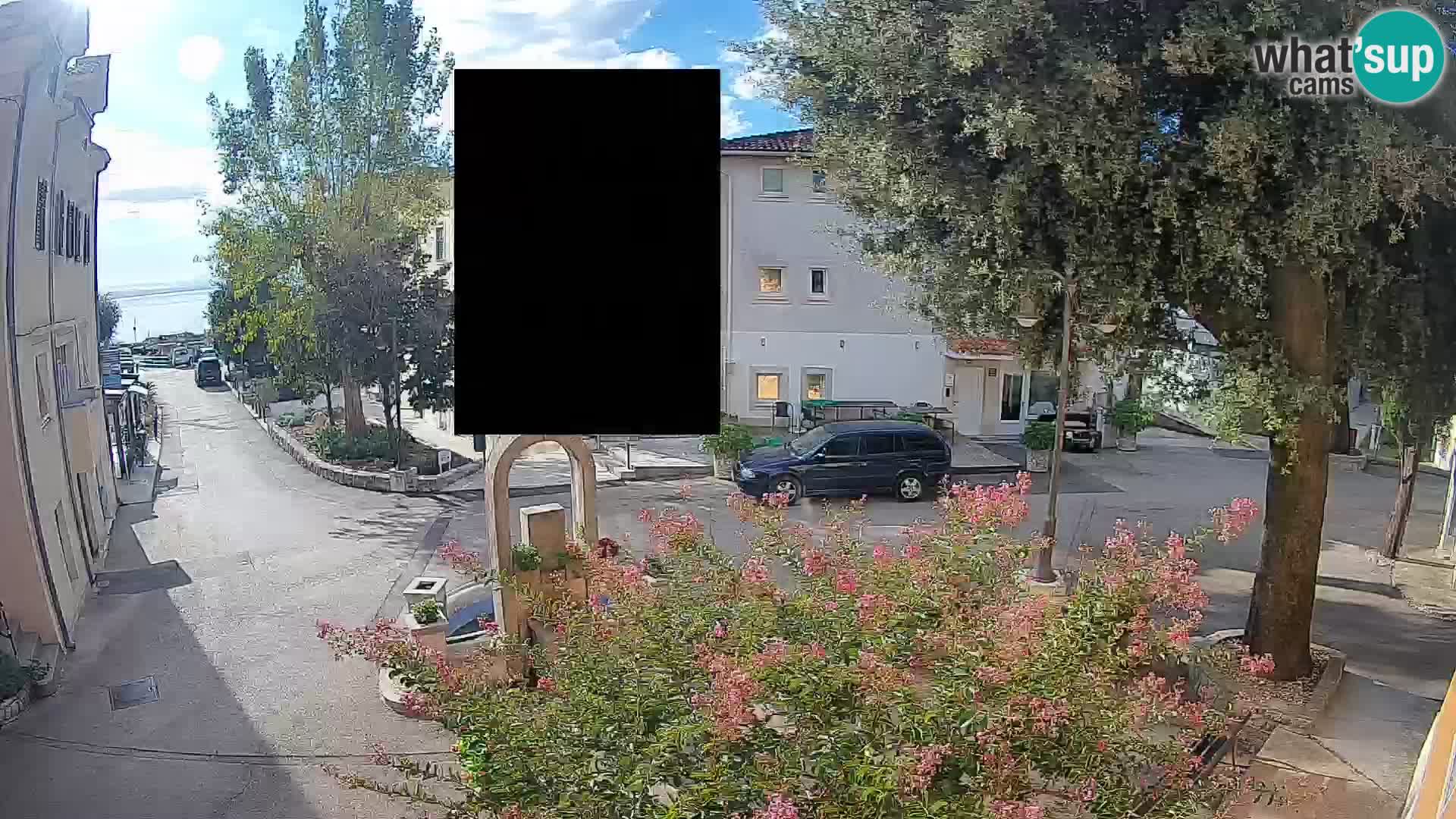 Web kamera centar Mošćeničke Drage – Pogled uživo