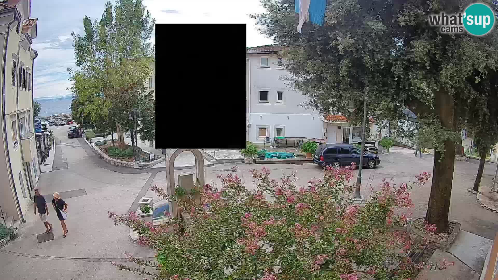 Web kamera centar Mošćeničke Drage – Pogled uživo