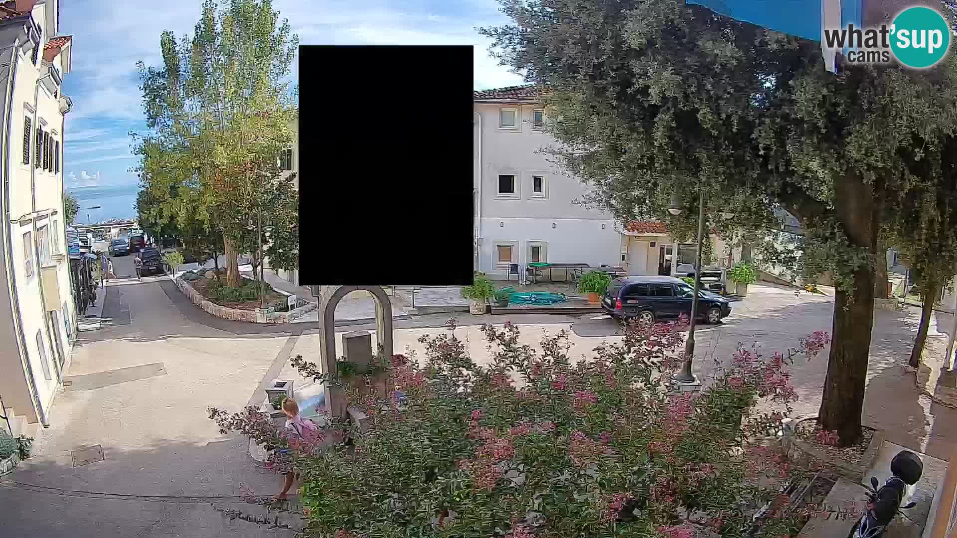 Webcam Mošćenička Draga Center – Live View of the Town Center