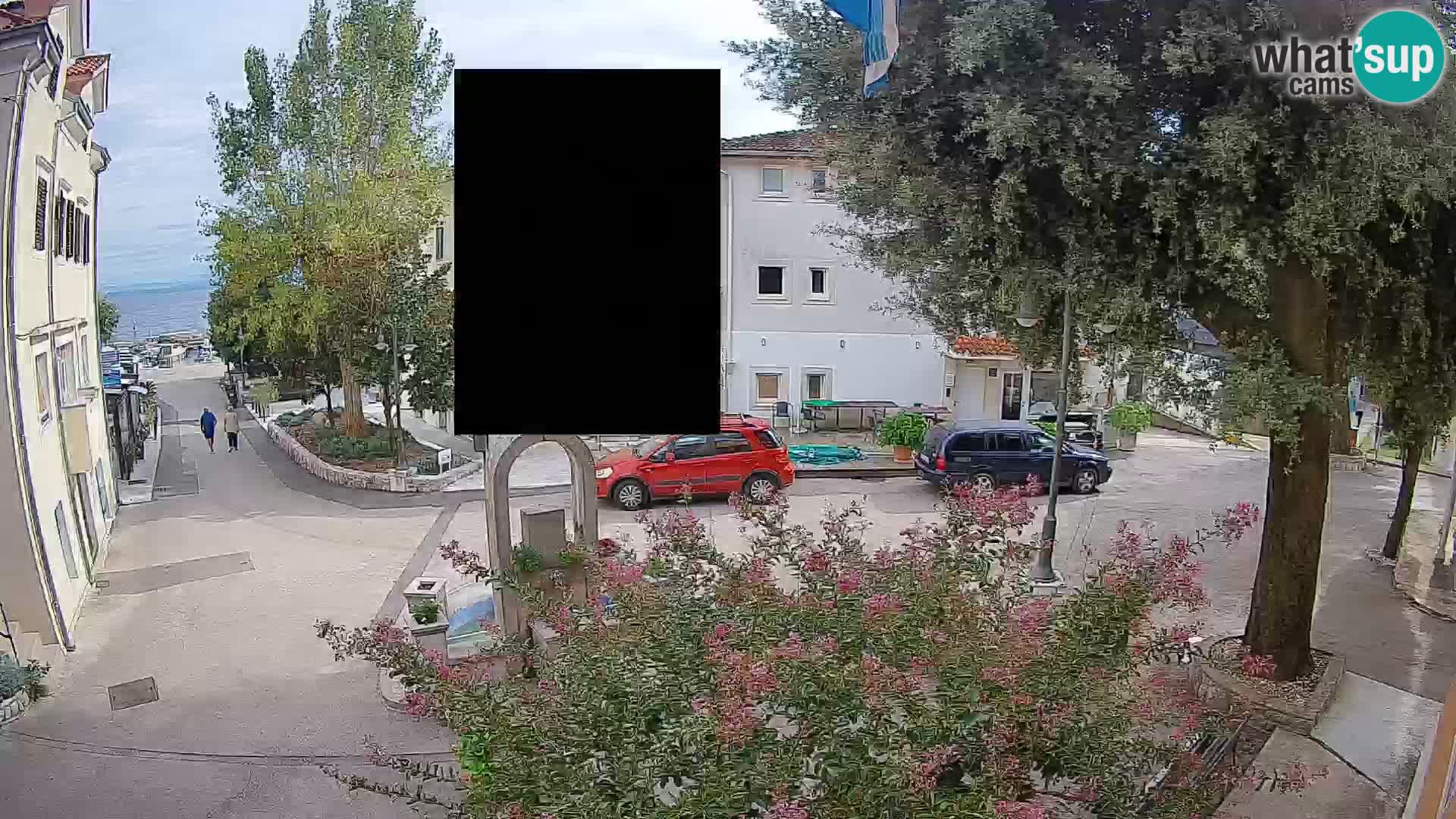 Webcam Mošćenička Draga Center – Live View of the Town Center