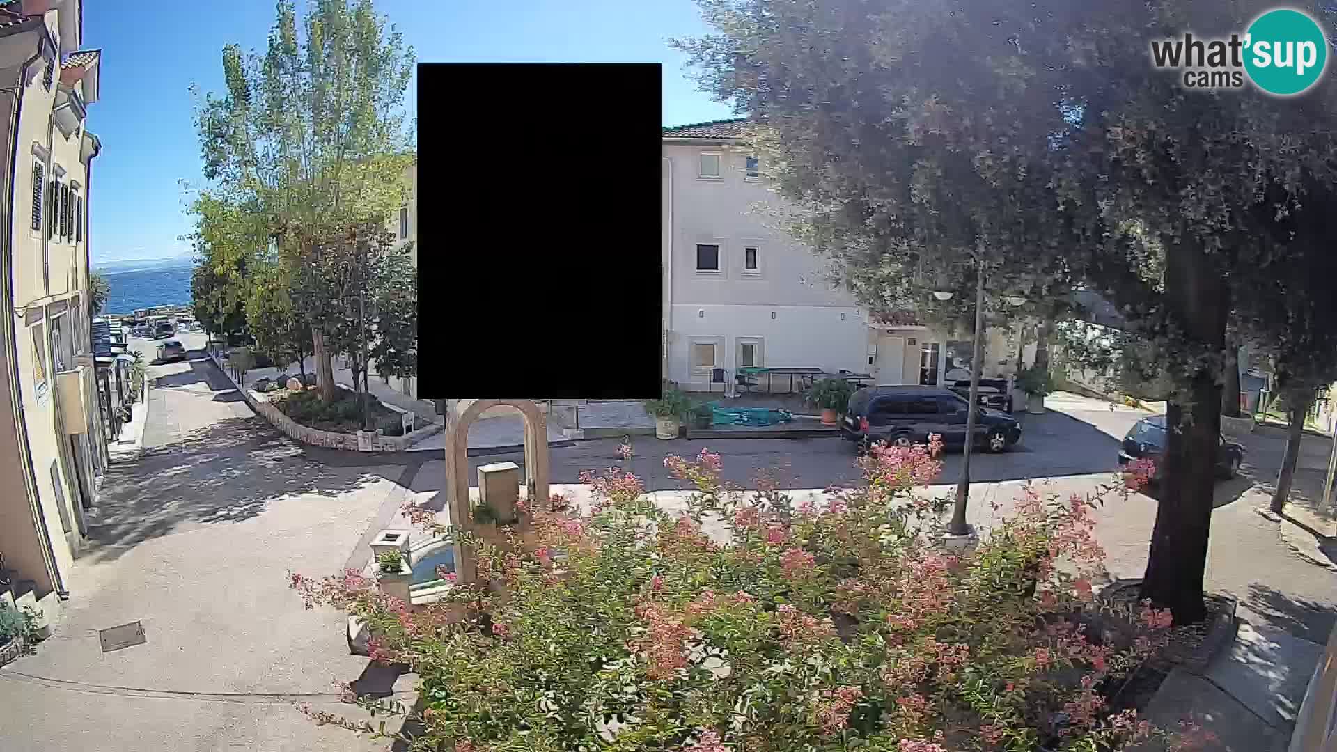Webcam Mošćenička Draga Center – Live View of the Town Center