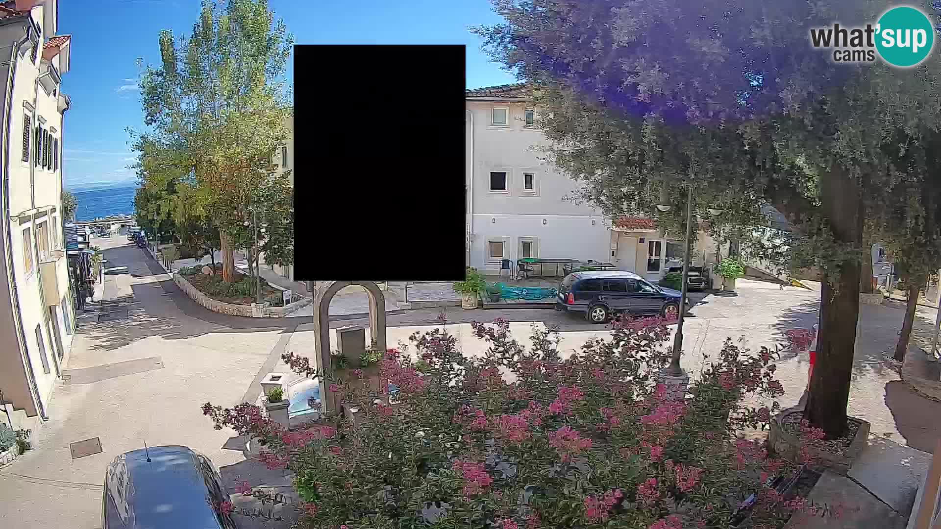 Webcam Mošćenička Draga Center – Live View of the Town Center