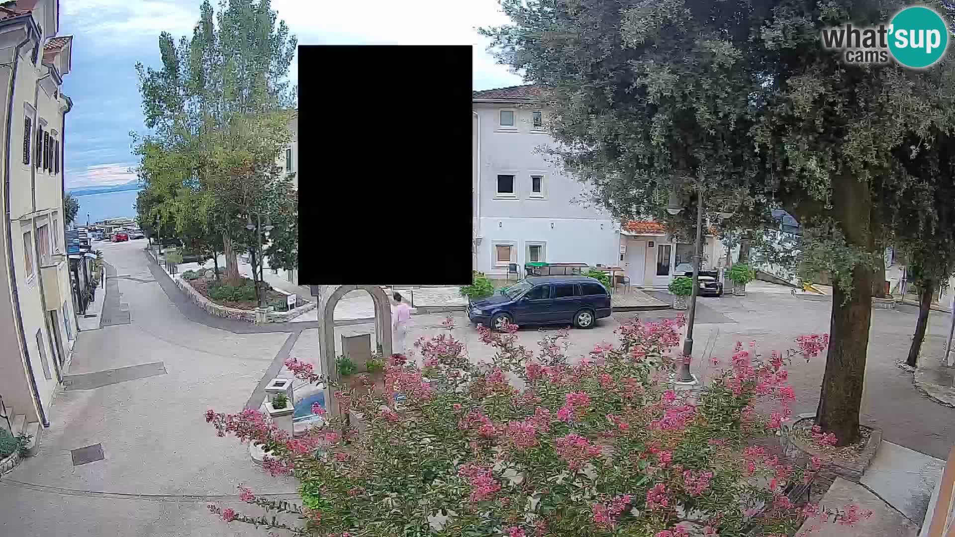 Webcam Mošćenička Draga Center – Live View of the Town Center