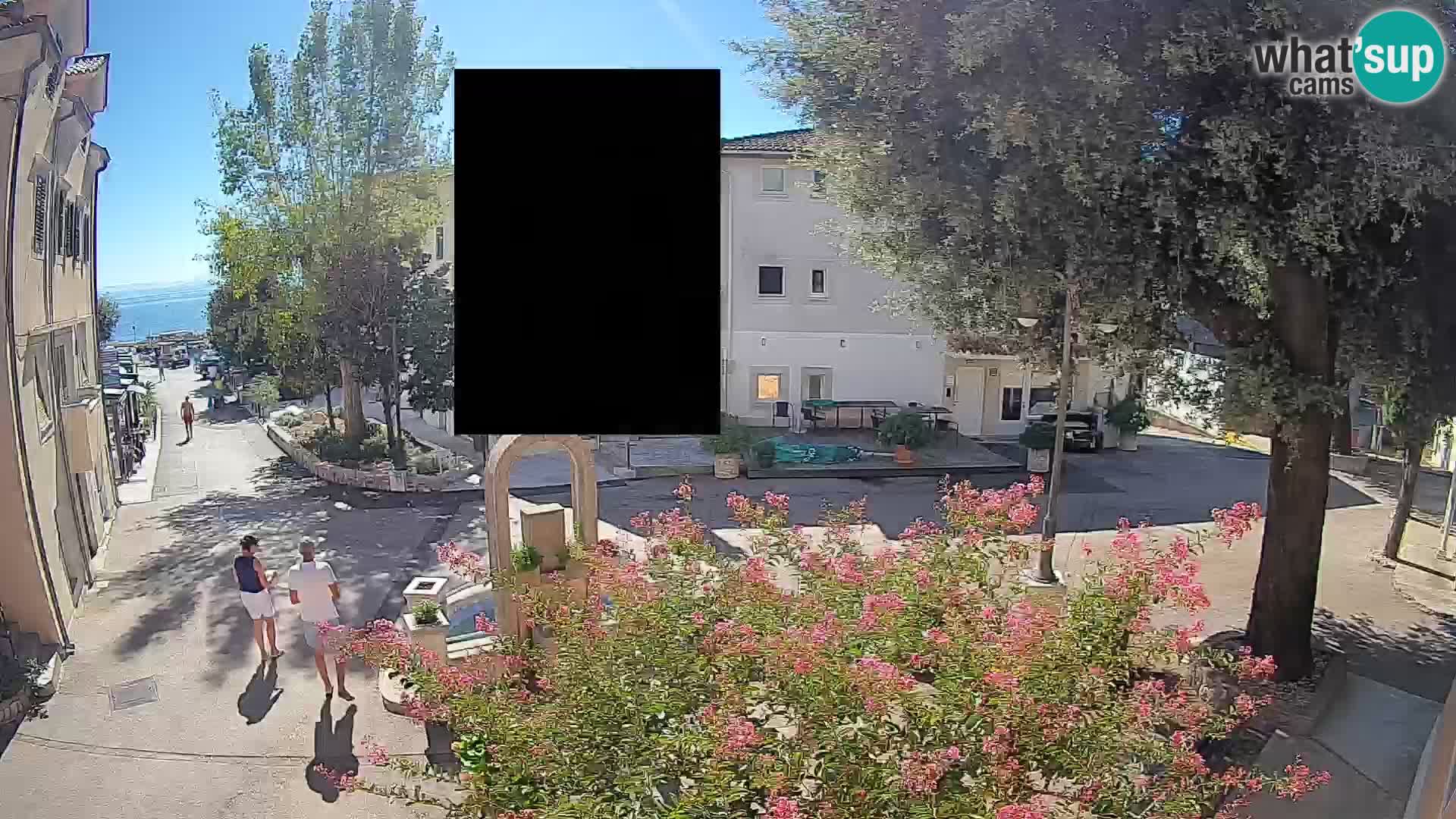 Web kamera centar Mošćeničke Drage – Pogled uživo