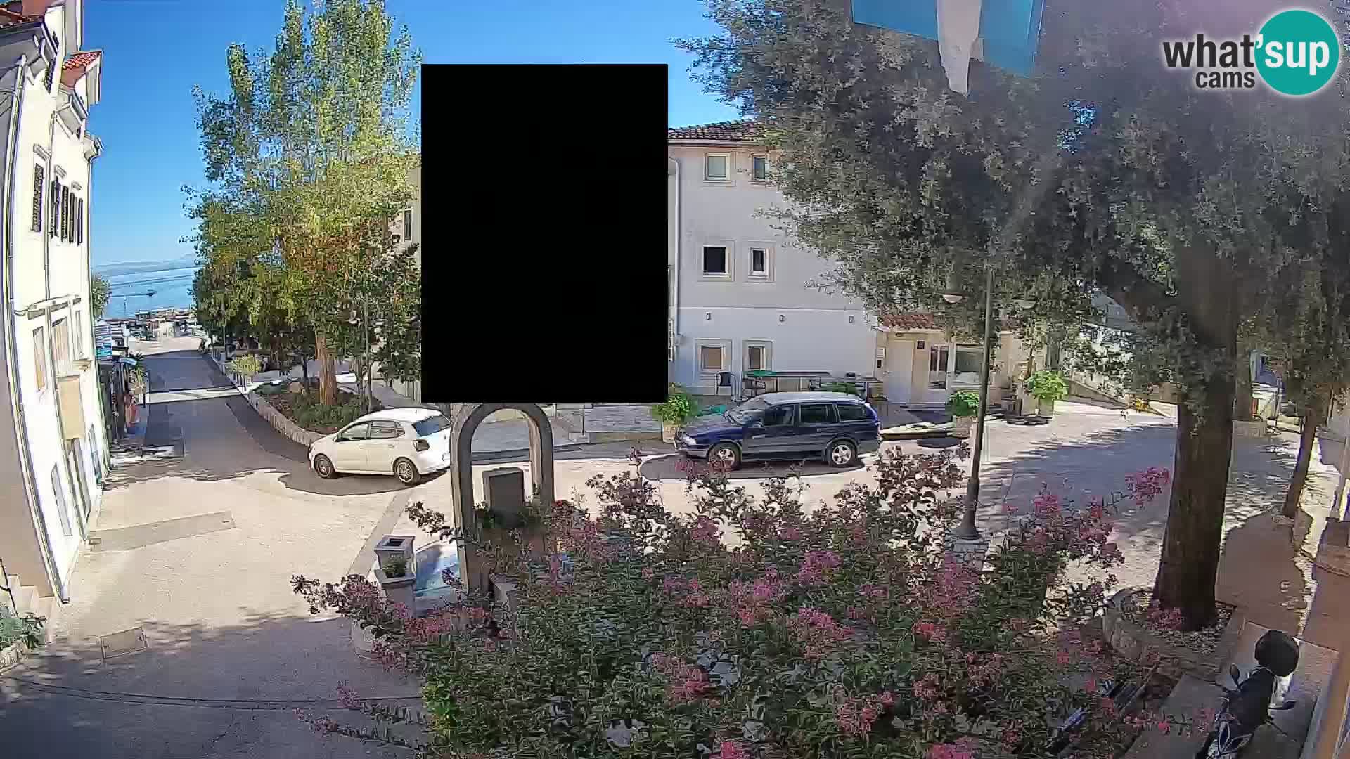 Web kamera centar Mošćeničke Drage – Pogled uživo