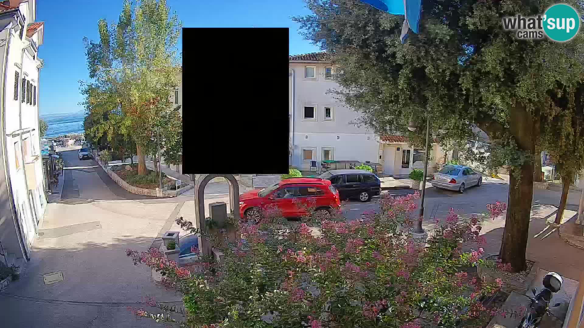 Webcam Mošćenička Draga Center – Live View of the Town Center