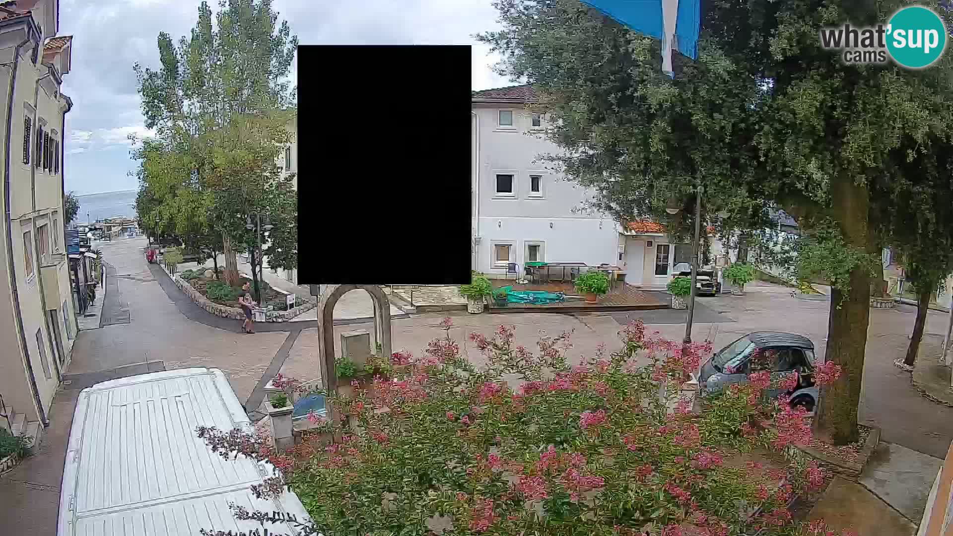 Spletna kamera center Mošćeniška Draga – Pogled v živo