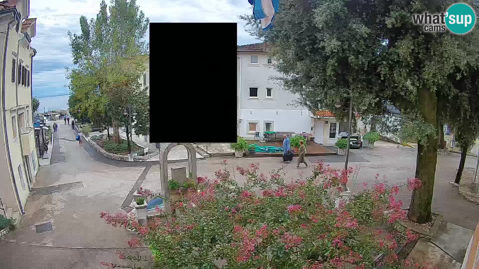 Webcam Mošćenička Draga Center – Live View of the Town Center