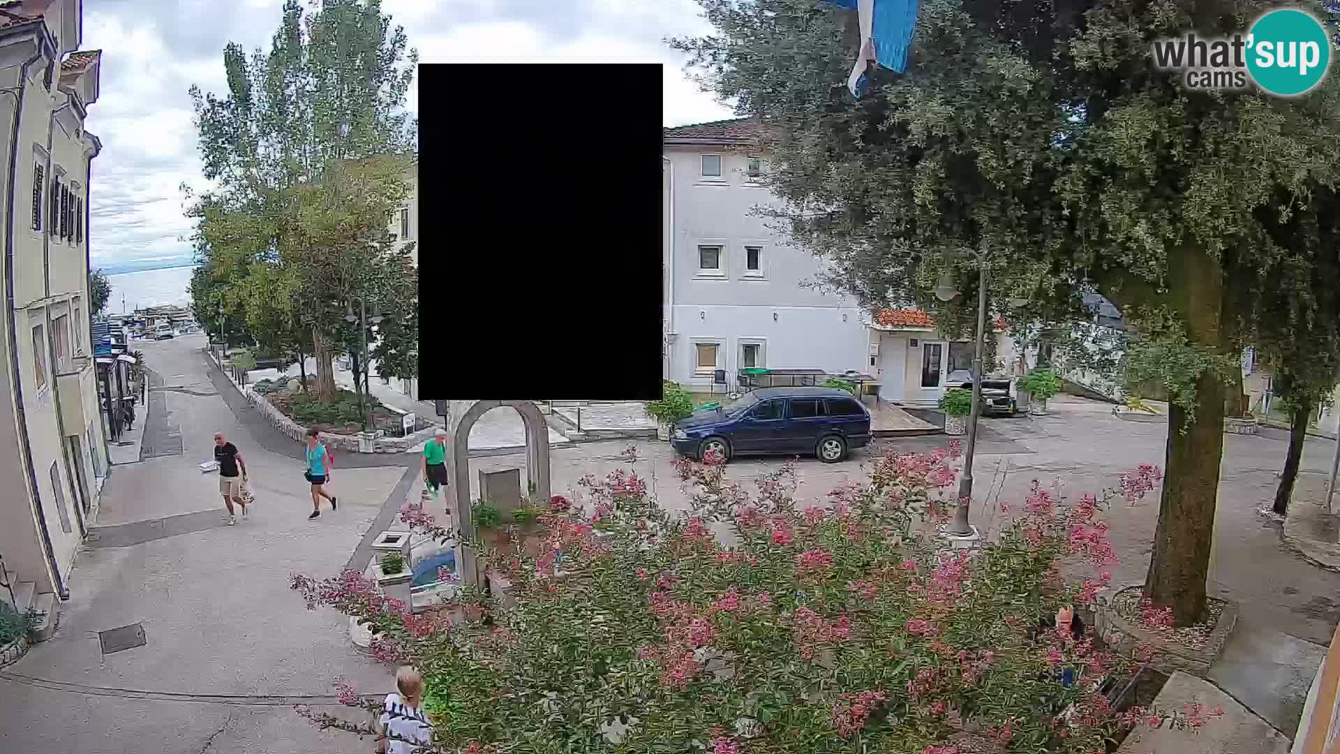 Webcam Mošćenička Draga Center – Live View of the Town Center