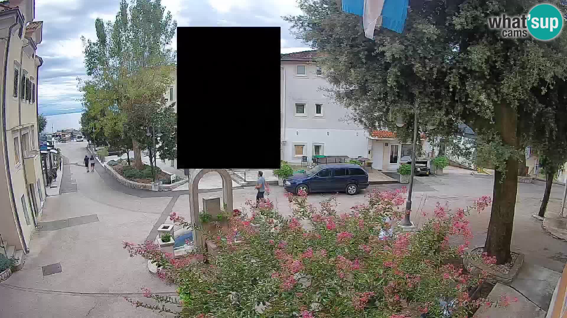 Webcam Mošćenička Draga Center – Live View of the Town Center