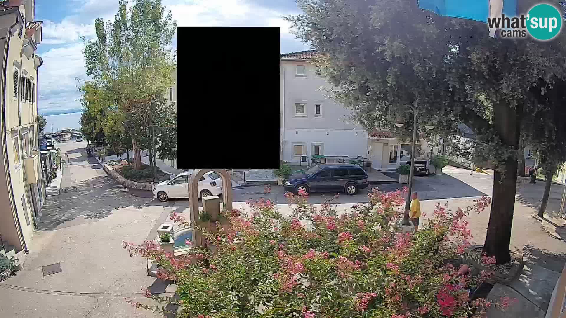 Web kamera centar Mošćeničke Drage – Pogled uživo
